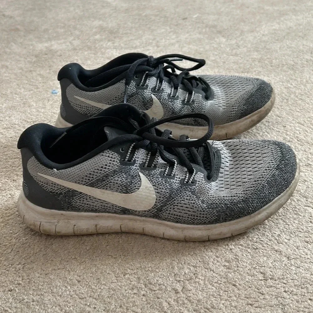 Nike running black and gray sneakers size 6.5
